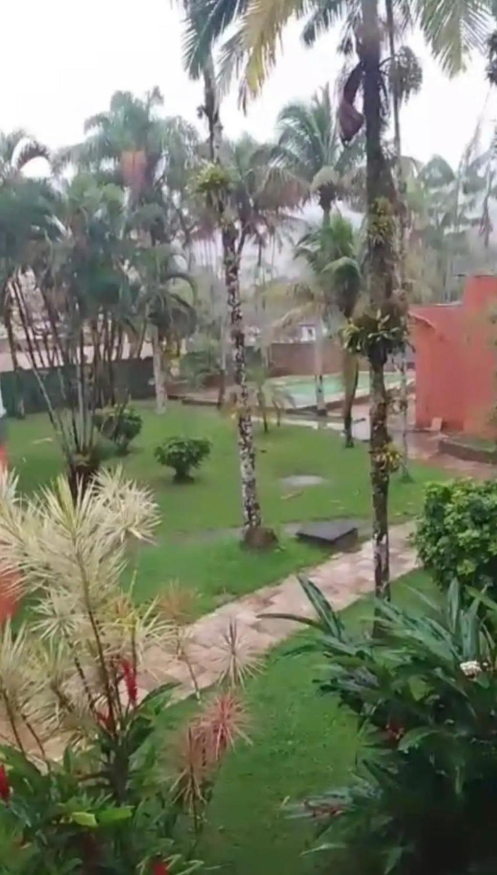Hotel Lagoinha Убатуба Екстер'єр фото